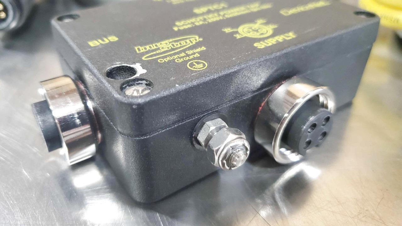 Turck SPTC1 Power Tap DeviceNet w/ U0133-134, U5452-588 Bus Stop Cables - Used - Image 3
