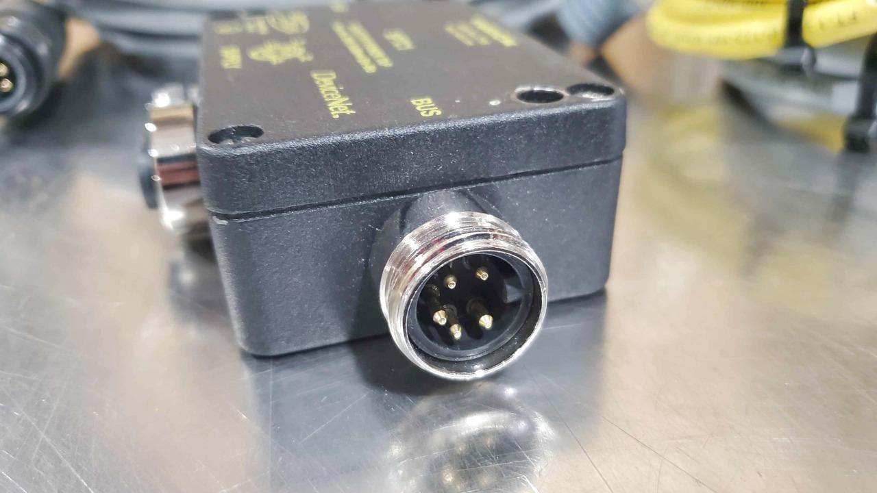 Turck SPTC1 Power Tap DeviceNet w/ U0133-134, U5452-588 Bus Stop Cables - Used - Image 4