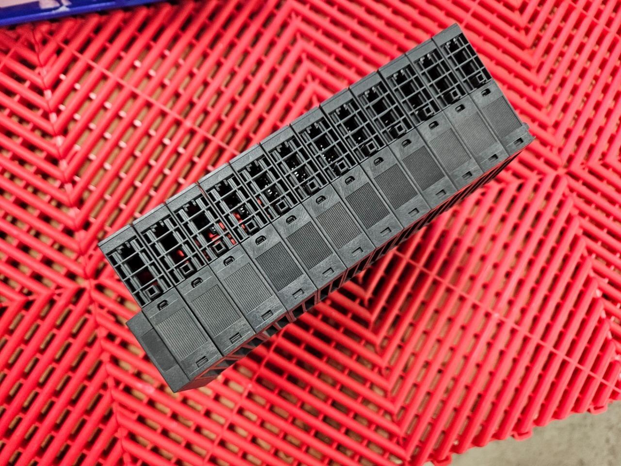 (12) Siemens 6ES7-132-4BD02-0AA0 Simatic S7 4 Point Digital Output Module - Used - Image 7