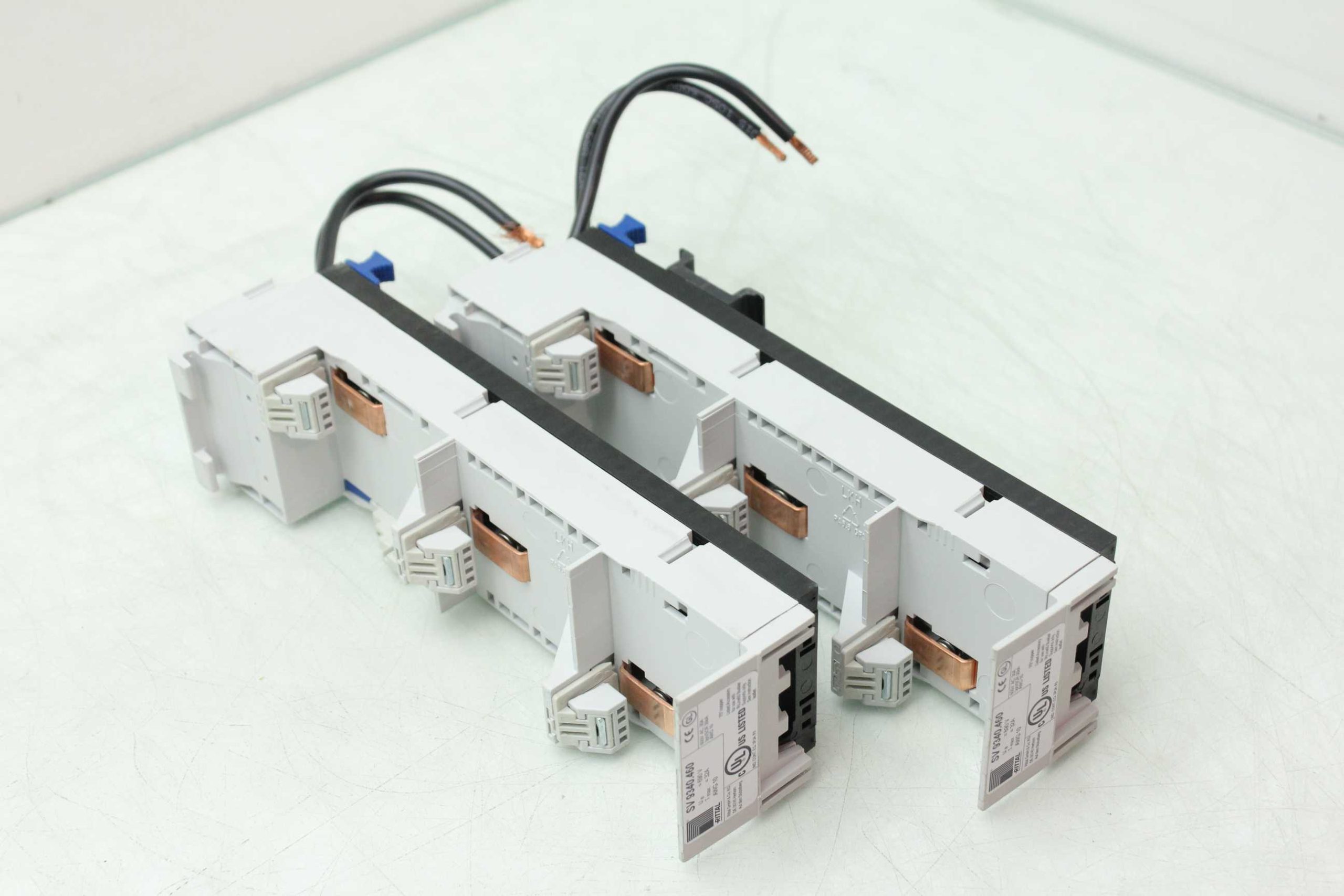 2 Rittal SV 9340.460 OM Adapters with Connection Cables / 32A / 3 Pole / 600V - Used - Image 12