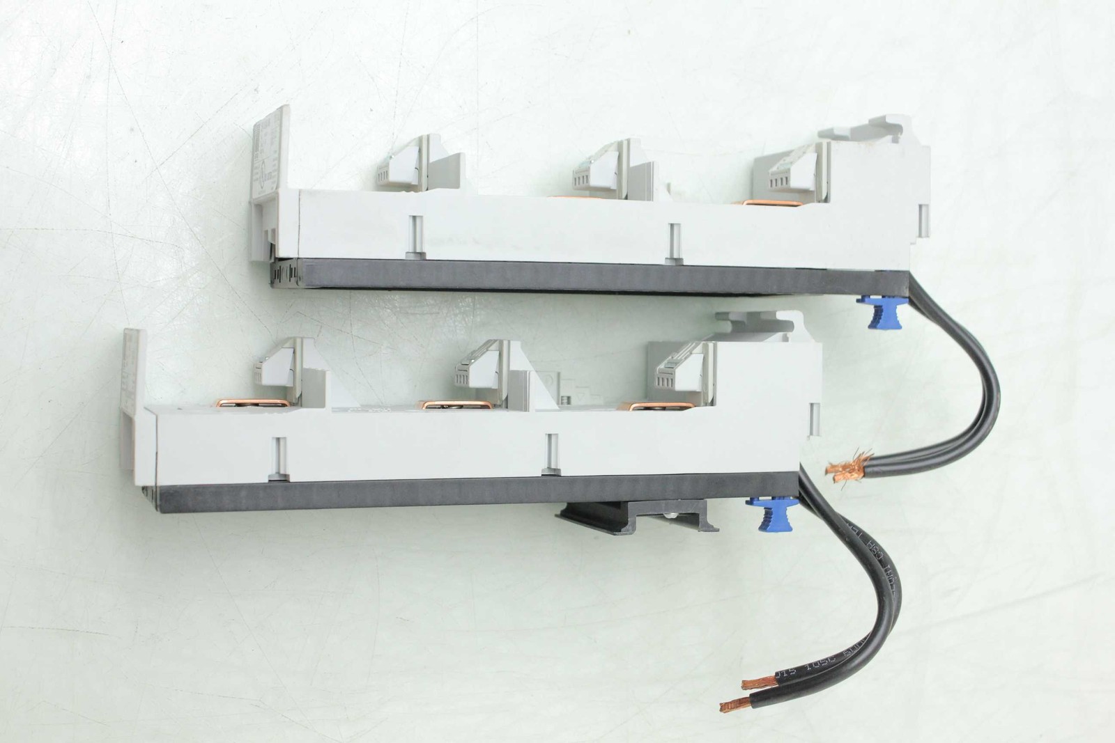 2 Rittal SV 9340.460 OM Adapters with Connection Cables / 32A / 3 Pole / 600V - Used - Image 3