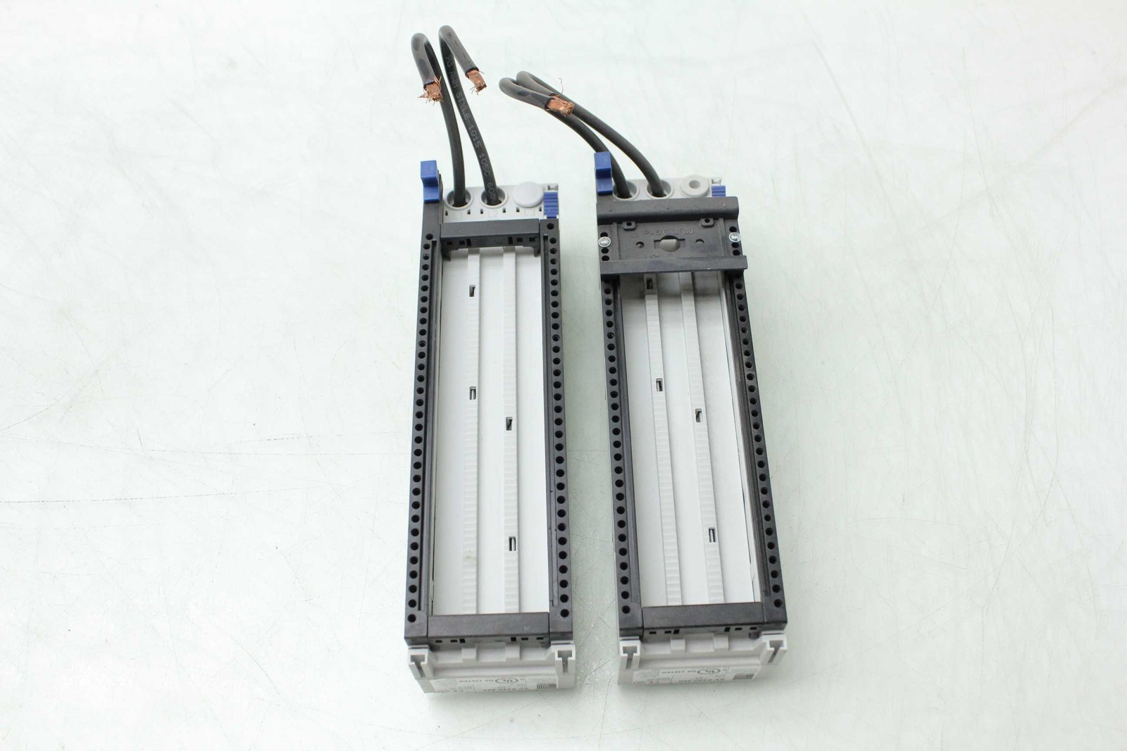 2 Rittal SV 9340.460 OM Adapters with Connection Cables / 32A / 3 Pole / 600V - Used - Image 4