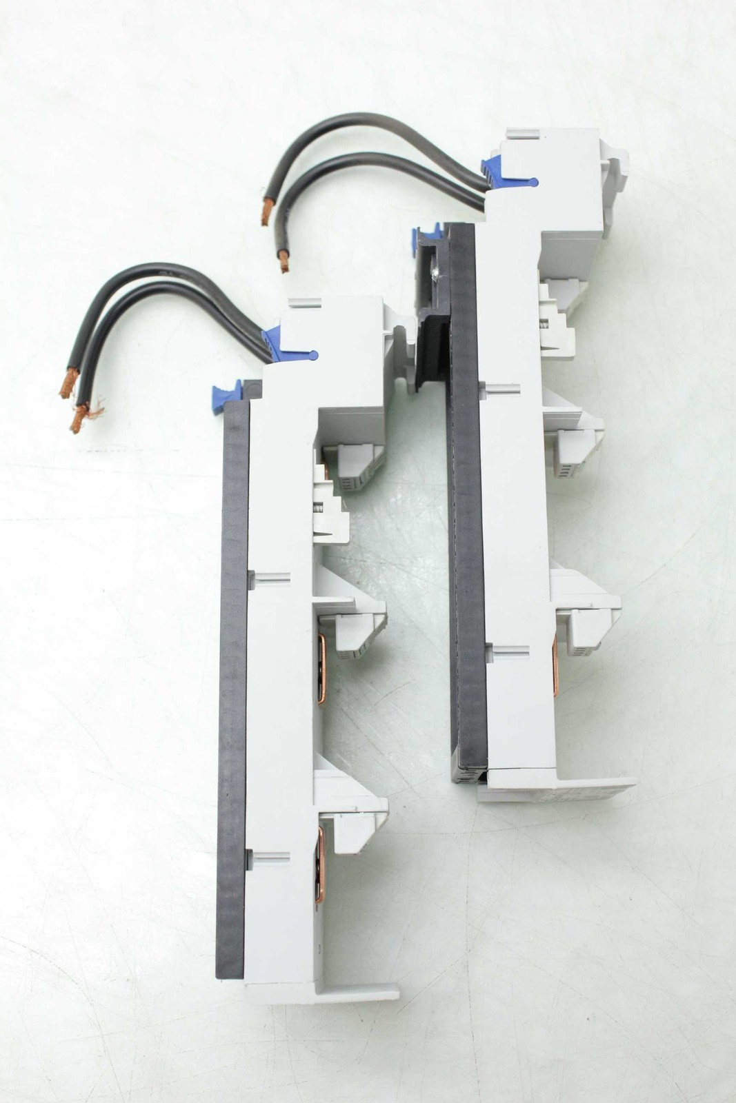 2 Rittal SV 9340.460 OM Adapters with Connection Cables / 32A / 3 Pole / 600V - Used - Image 8