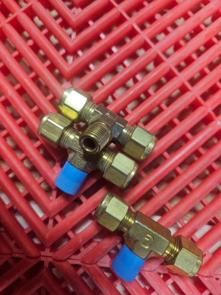 (3) Parker 6-6-4-SBZ-B Branch Tee 3/8" CPI Tube Fitting x 1/4" NPT - New - Image 10