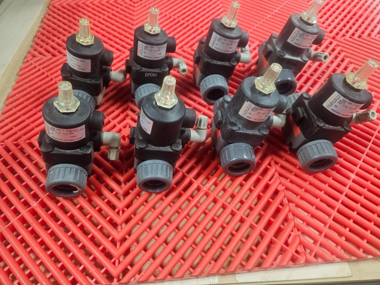 (8) Gemu 610 15D 7 11411/N Pneumatic Pilot Diaphragm Valve DN15 - Used - Image 13