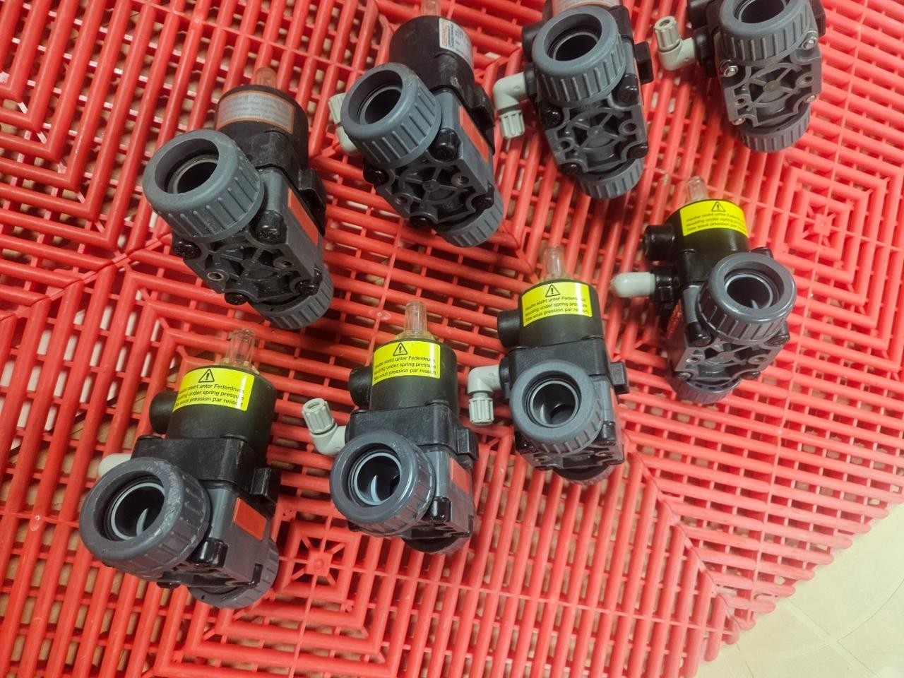 (8) Gemu 610 15D 7 11411/N Pneumatic Pilot Diaphragm Valve DN15 - Used - Image 7