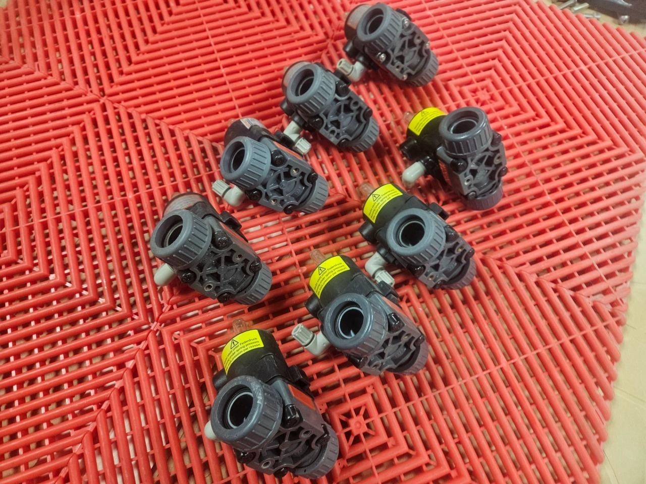 (8) Gemu 610 15D 7 11411/N Pneumatic Pilot Diaphragm Valve DN15 - Used - Image 10