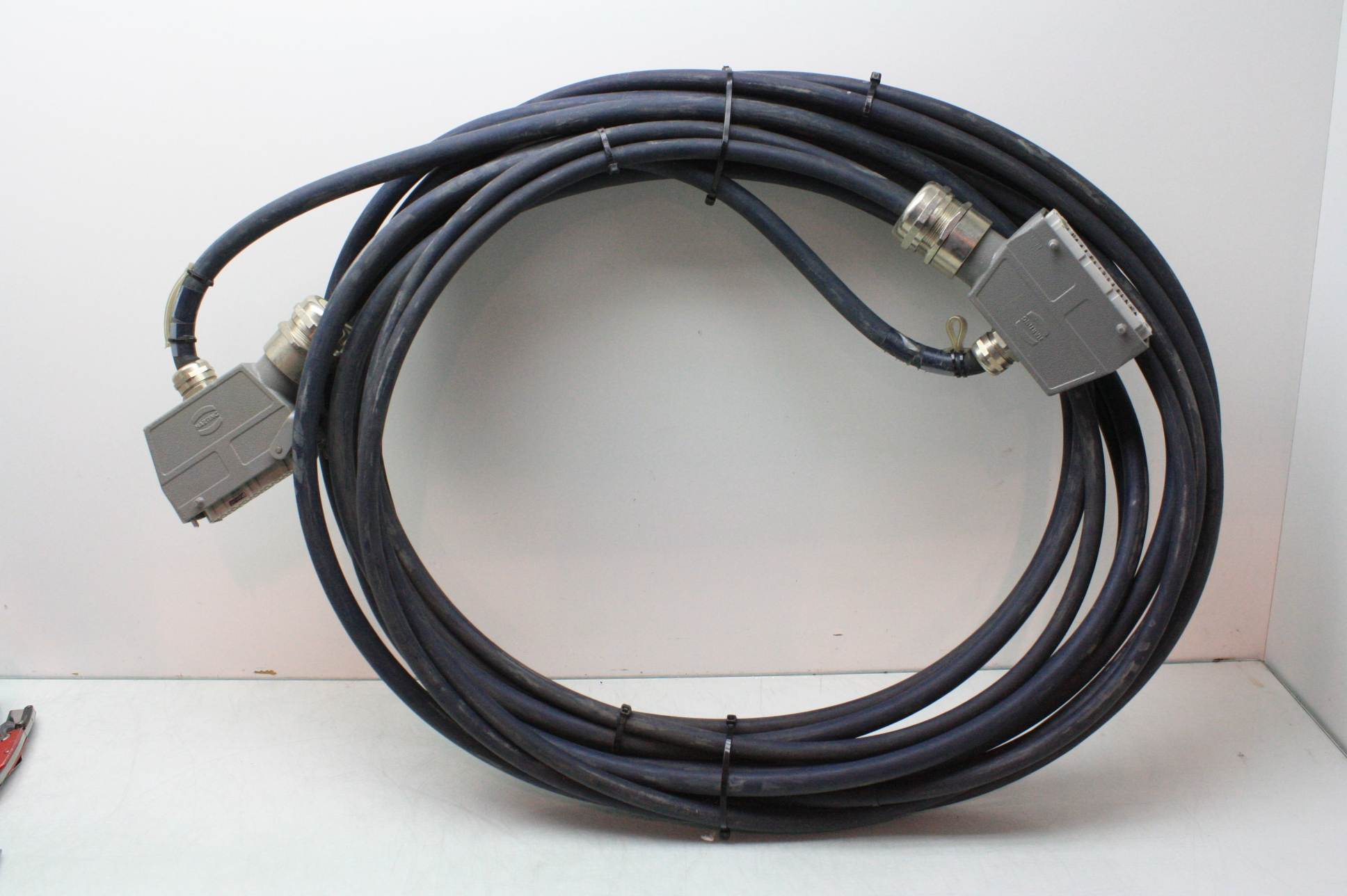 ABB IRC5 102814-8M Robot Cable Phoenix Contact 17-72-52-8 Connectors - Used - Image 11