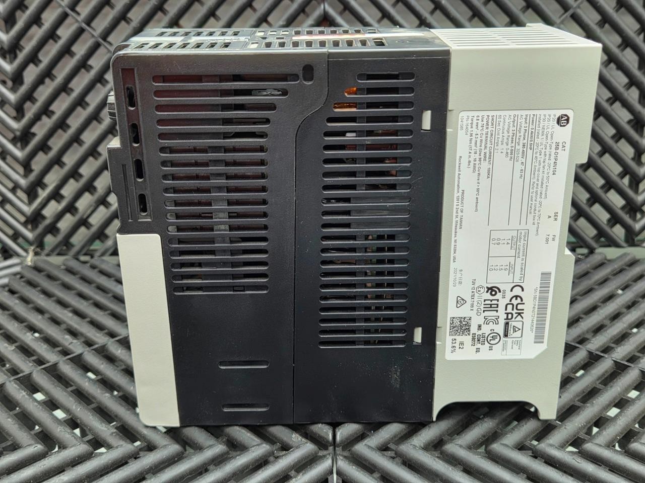 Allen-Bradley 25B-D1P4N104 Ser A PowerFlex 525 AC Drive 0.5HP w/ 25-COMM-E2P - New other (see details) - Image 10