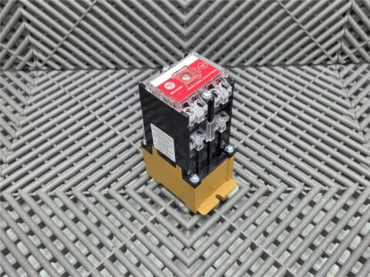Allen-Bradley 700S-PK440A1 Ser E, Master Safety Control Relay - New other (see details) - Image 11