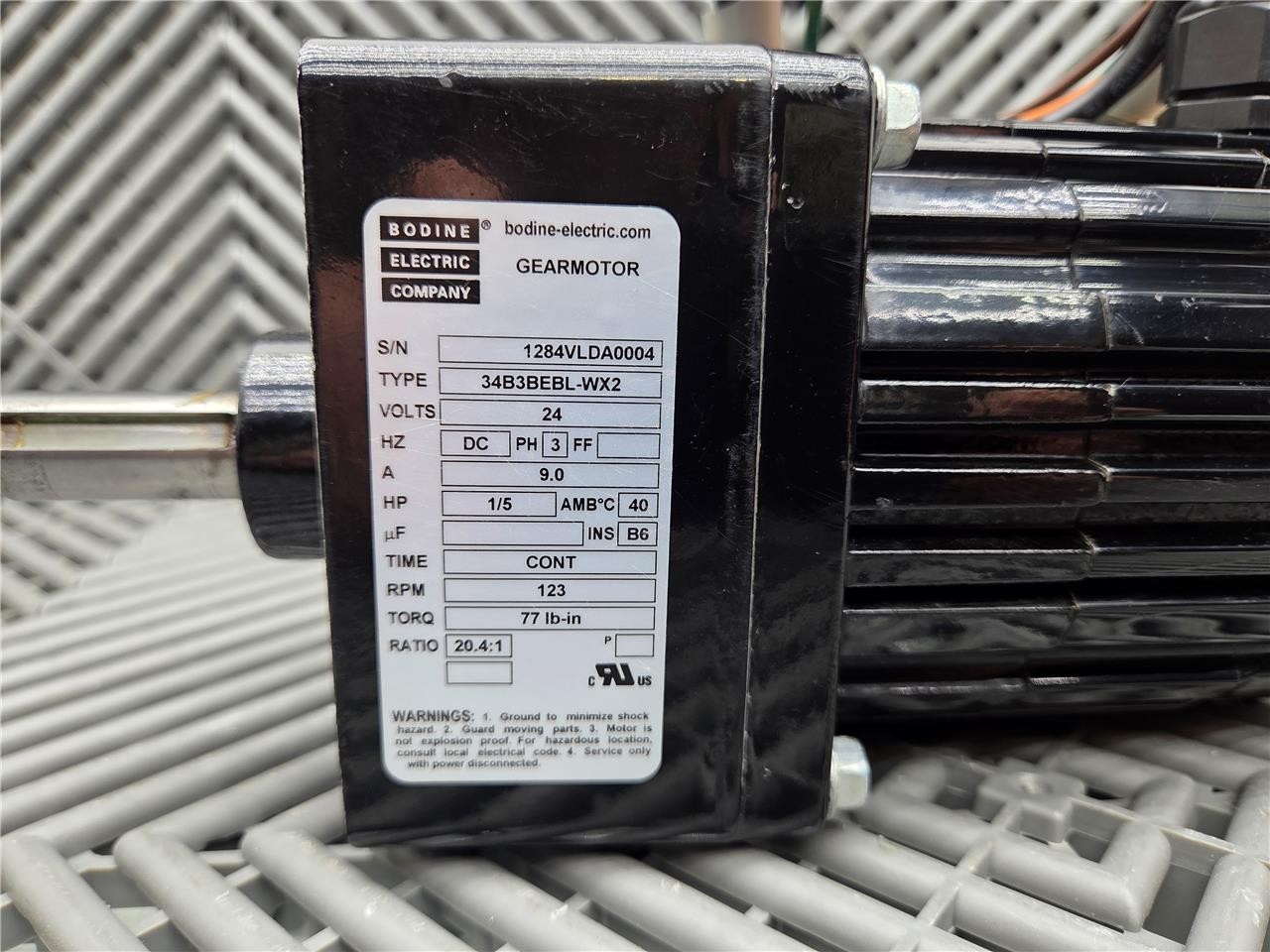 Bodine 34B3BEBL-WX2 Parallel Shaft Gear Motor 20.4:1 w/ ABL-3907C Controller - Used - Image 4