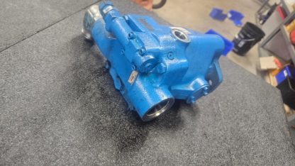 Eaton PVQ32-B2R-SS1S-21-CM7-12 Hydraulic Piston Pump 02-341688 - Used - Image 18