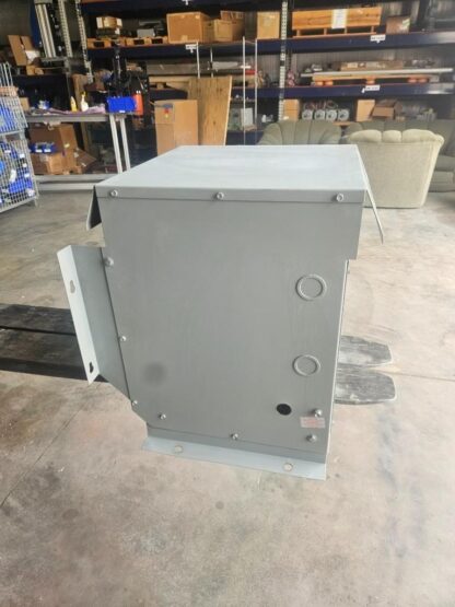 Hammond HPS Y030QTCN 30 kVA Outdoor Transformer Nema 3R / 480-600V to 208-400V - Used - Image 4