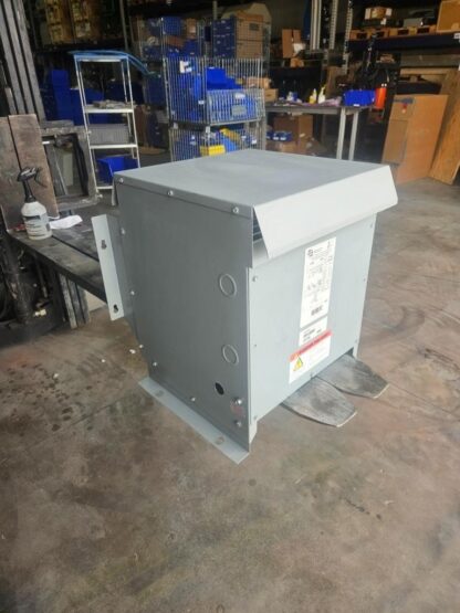Hammond HPS Y030QTCN 30 kVA Outdoor Transformer Nema 3R / 480-600V to 208-400V - Used - Image 6
