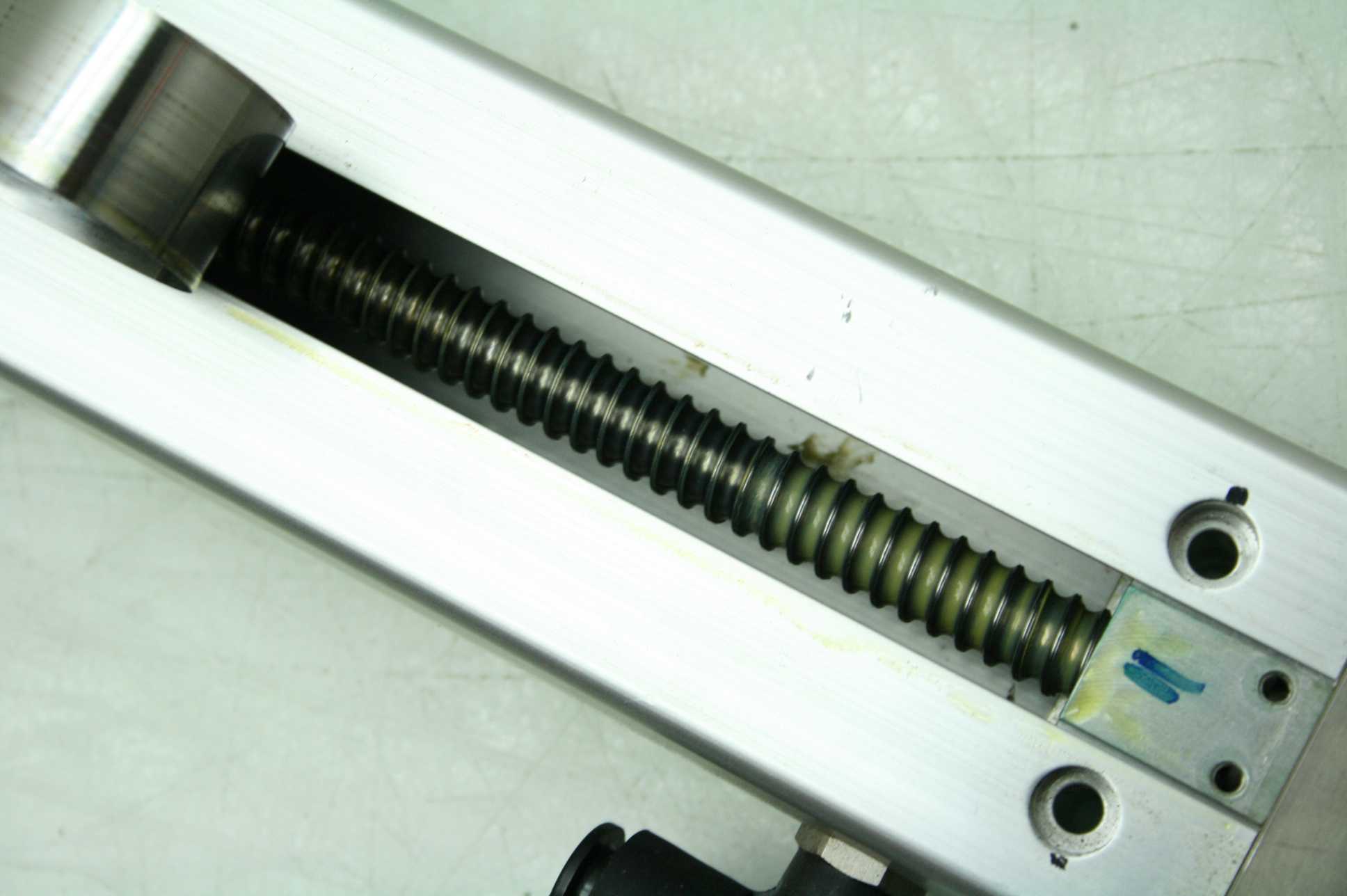 IAI DS-SA5L-150-CRR-BR Ball Screw Actuator 5mm Screw Lead 150mm Travel - Used - Image 13