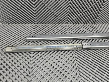 Lot of 2 Accuride Heavy Duty Server Rack Drawer Slides / Locking Extensions - Used - Image 7