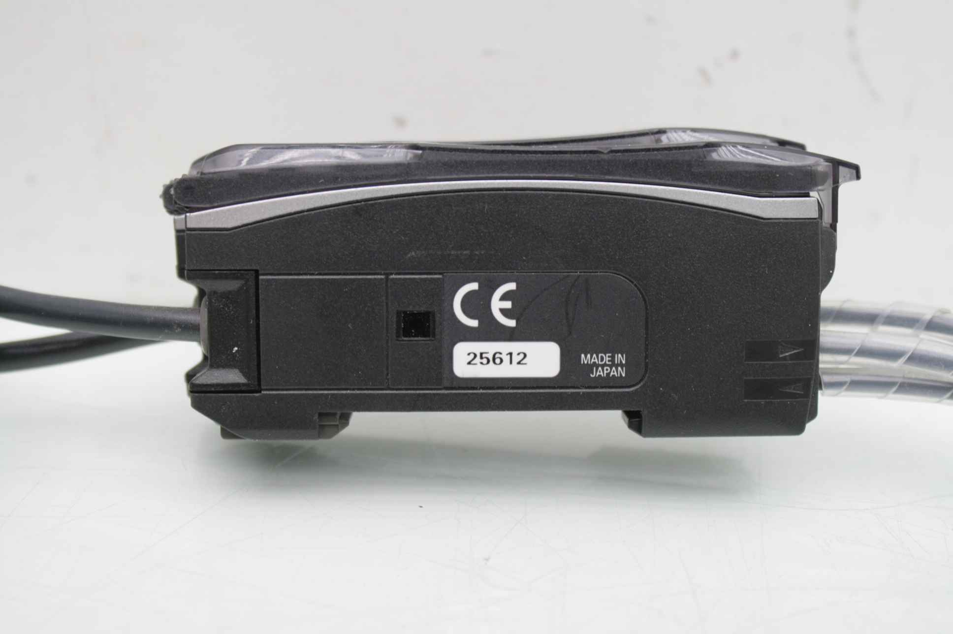 Lot of 2 Omron E3X-HD11 Photoelectric Sensor - Used - Image 11