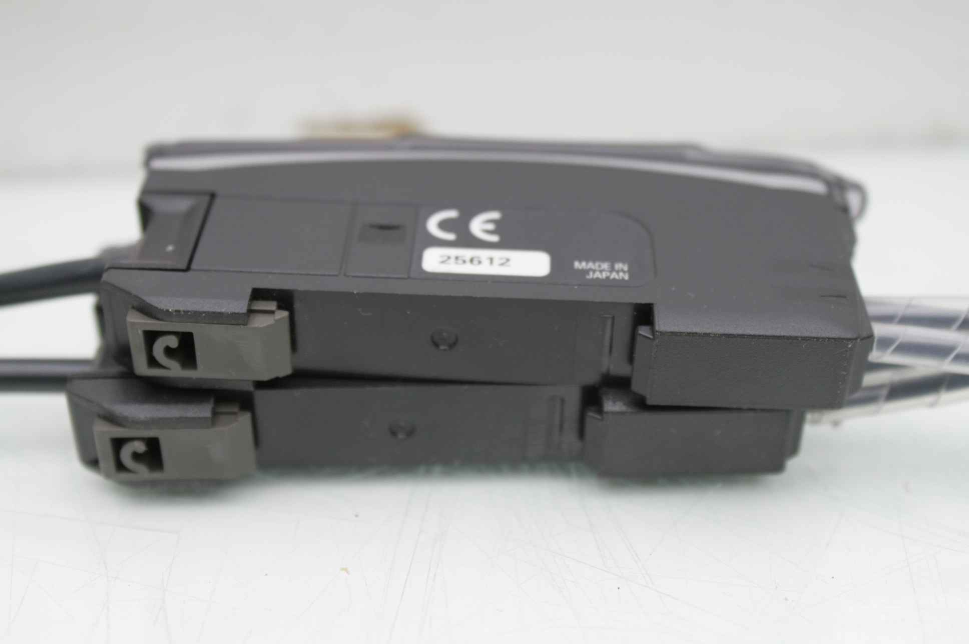 Lot of 2 Omron E3X-HD11 Photoelectric Sensor - Used - Image 12