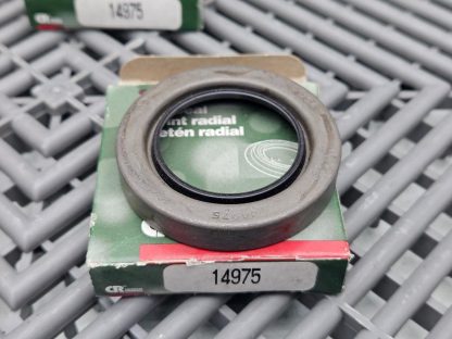 Lot of 4 New CR (SKF) 14975 Joint Radial Oil Seal 1.5" ID, 2.328" OD, .39" Thick - New - Image 12