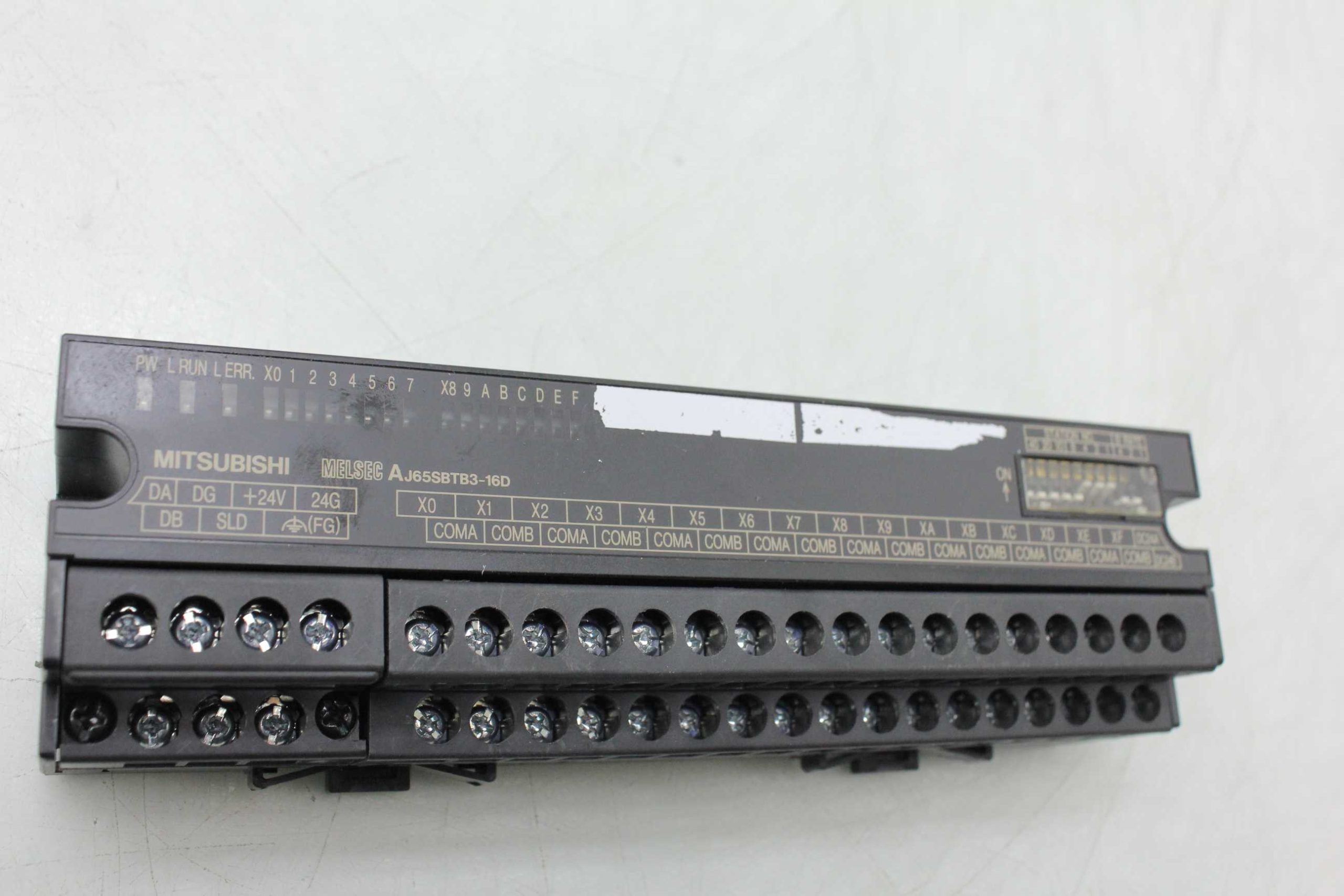 Mitsubishi AJ65SBTB3-16D Opto-Coupler Digital Input Module 16 Points I/O - Used - Image 9