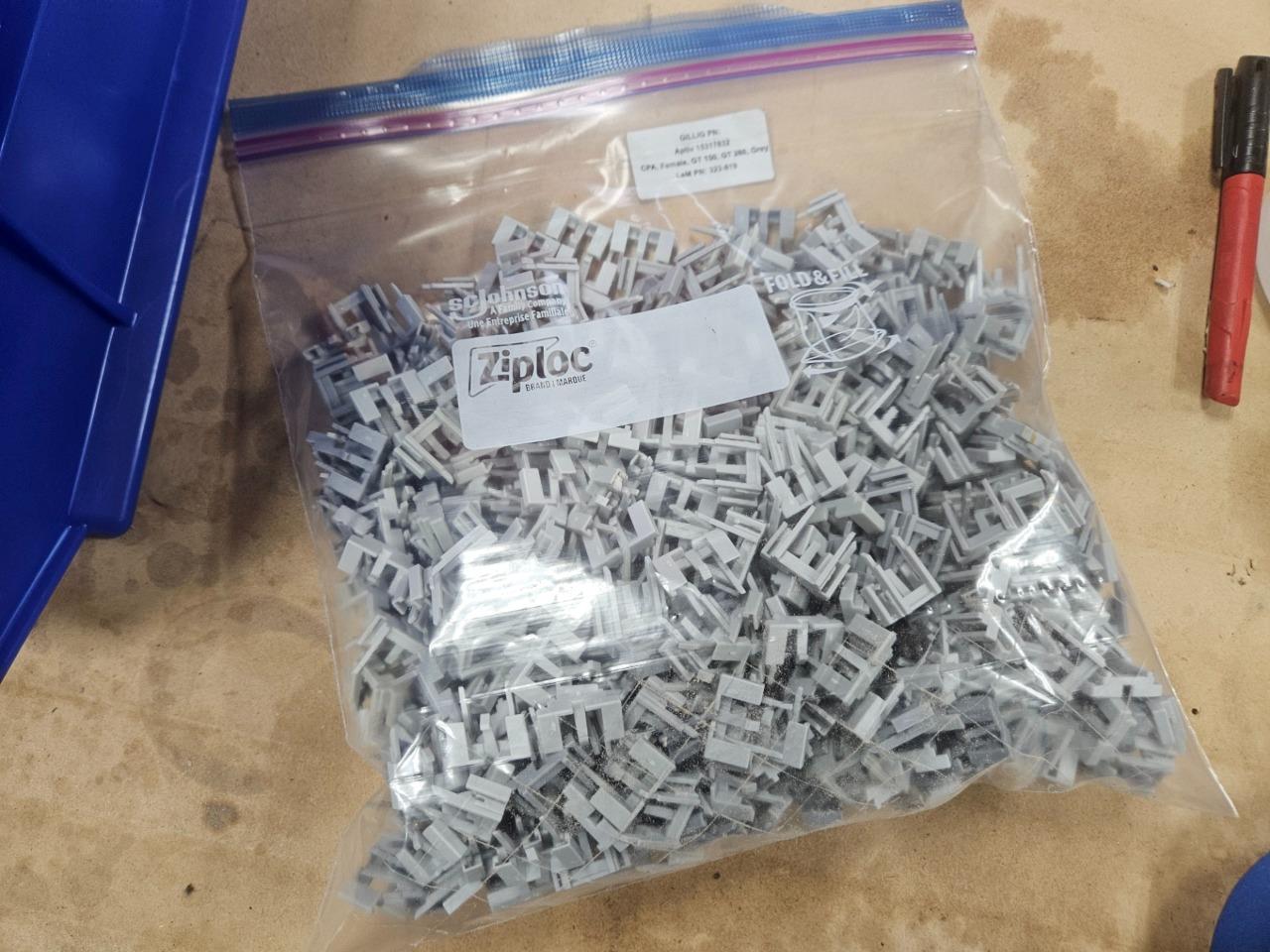 New (600) Aptiv / Delphi 15317832 CPA Axial Female Lock - New - Image 11