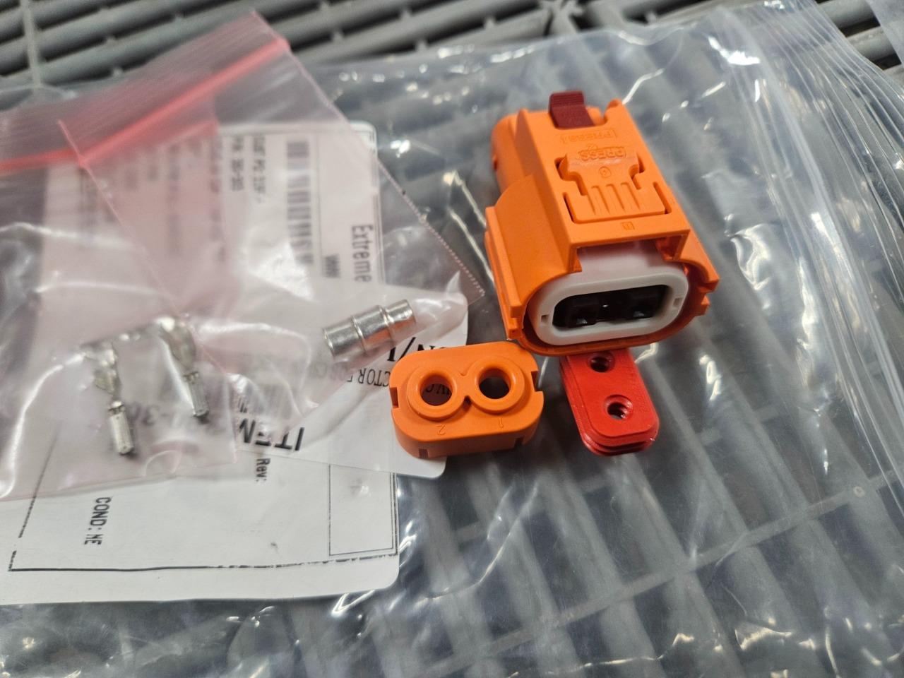 New Amphenol HVSL282062B103I High Voltage 2 Pole Power Connector Kit - New - Image 12