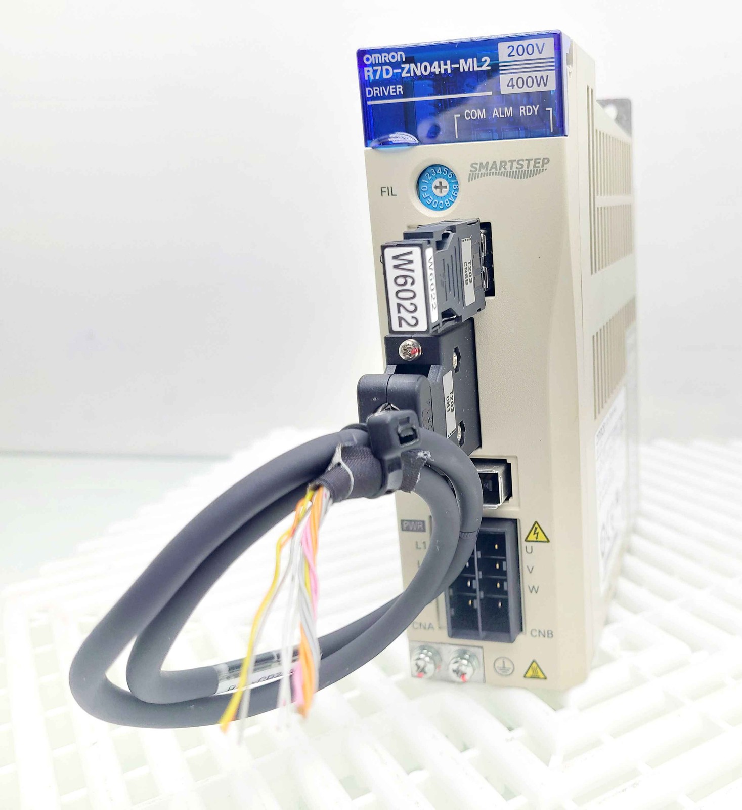 Omron R7D-ZN04H-ML2 Servo Drive w/ Omron R7M-Z40030-S1 Servo Motor - Used - Image 11