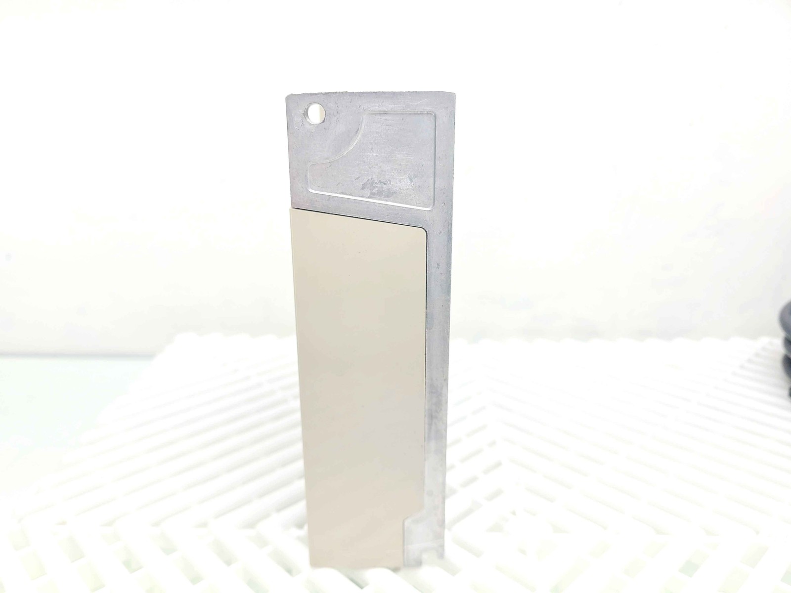 Omron R7D-ZN04H-ML2 Servo Drive w/ Omron R7M-Z40030-S1 Servo Motor - Used - Image 4