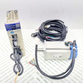 Omron R7D-ZN04H-ML2 Servo Drive w/ Omron R7M-Z40030-S1 Servo Motor - Used
