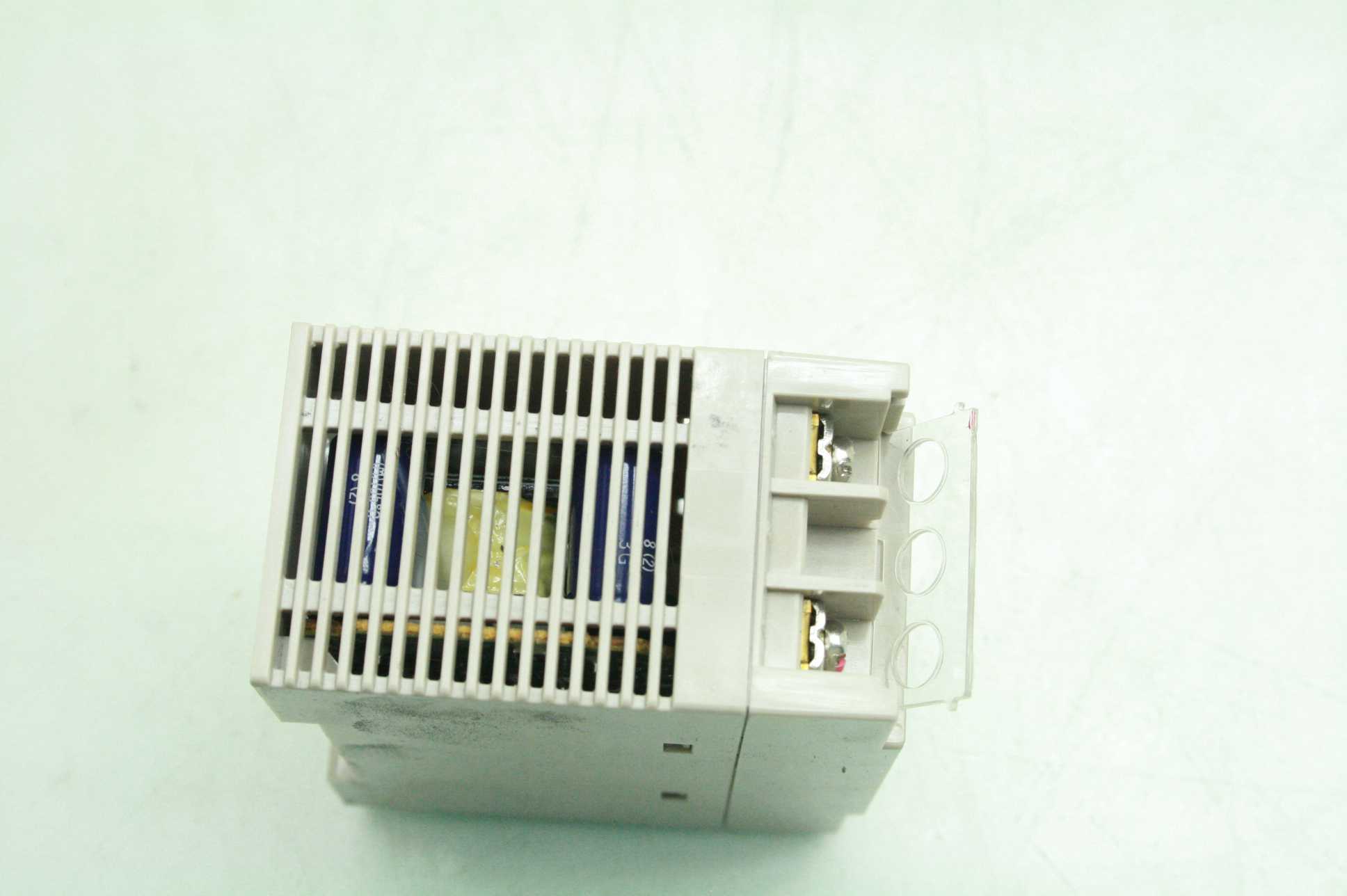 Omron S82K-00705 5VDC Power Supply / Class 2 / 1.5 A, 20W Output - Used - Image 13