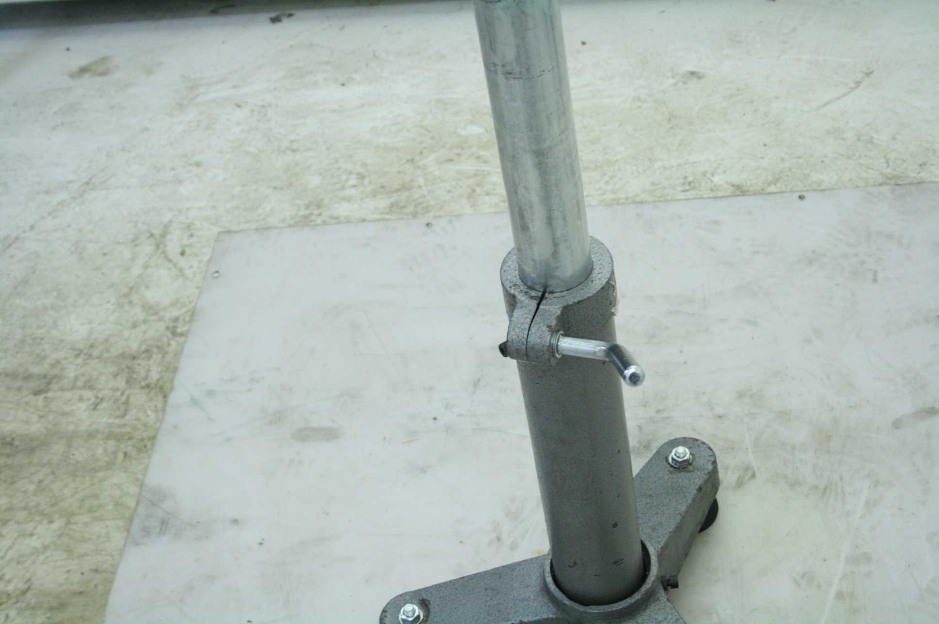 Precision Tripod Mount for Metrology Lasers and Equipment / Roller Stand / 40" - Used - Image 17