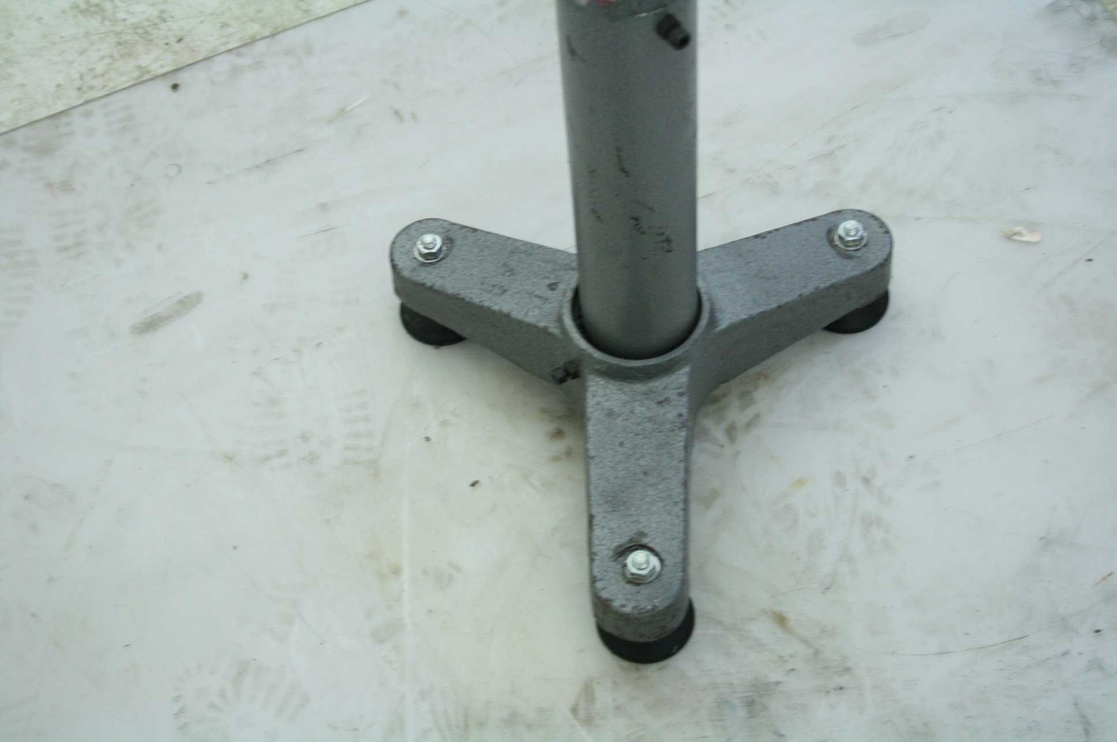 Precision Tripod Mount for Metrology Lasers and Equipment / Roller Stand / 40" - Used - Image 5