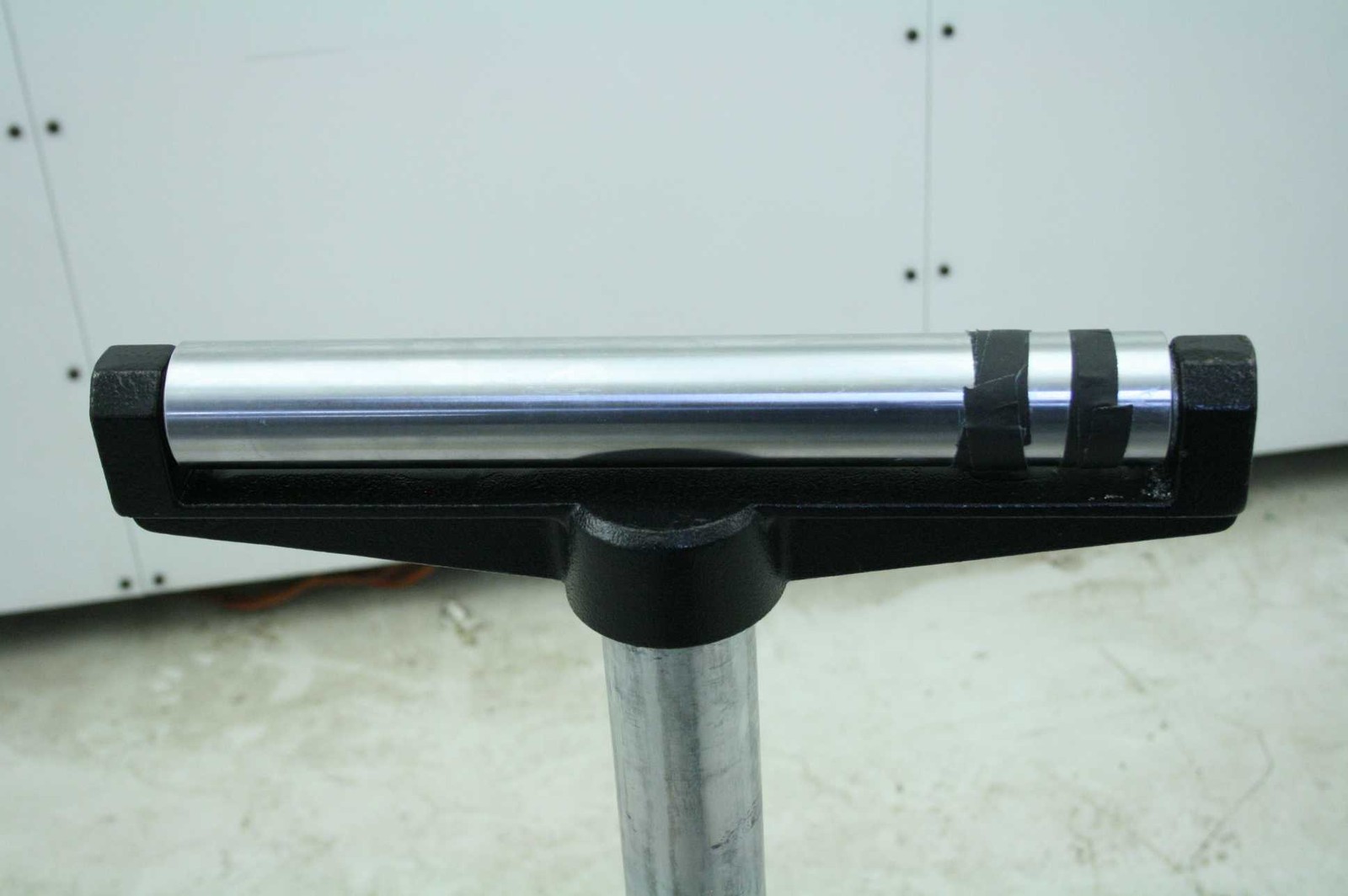 Precision Tripod Mount for Metrology Lasers and Equipment / Roller Stand / 40" - Used