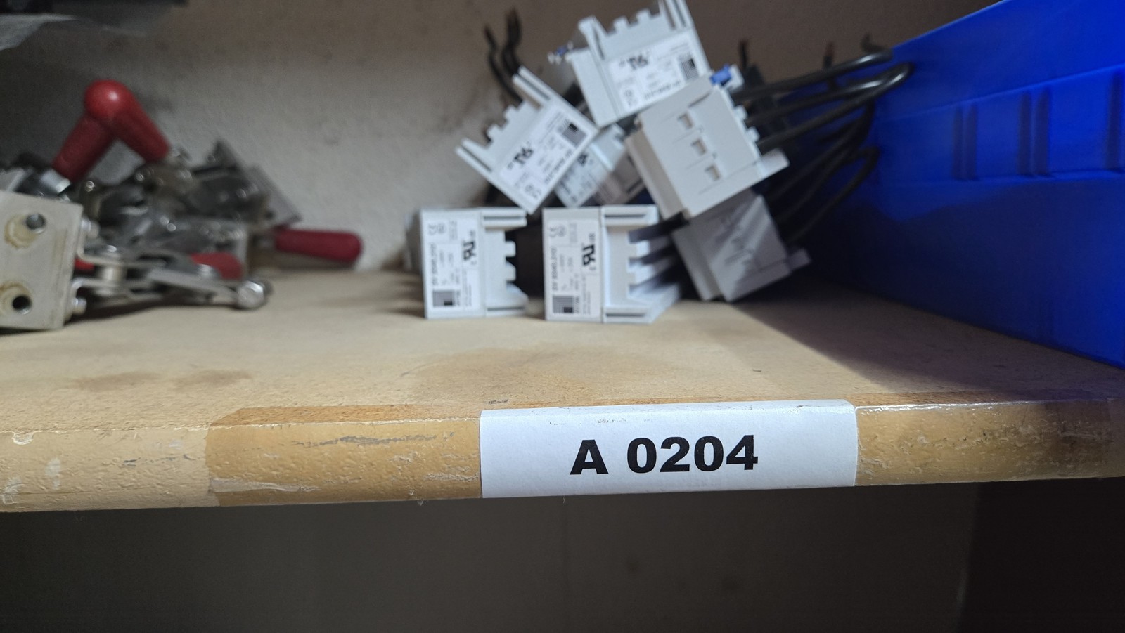 Rittal SV 9340.310 3-Phase 25A 690V DIN Rail Bus Bar Adapter - Used - Image 7