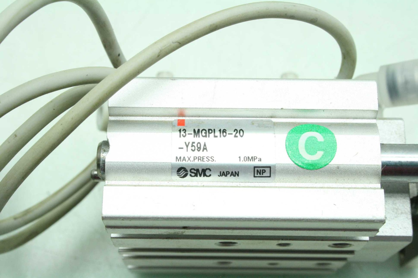 SMC 13-MGPL16-20 Pneumatic Guided Air Cylinder 16mm Bore x 20mm Stroke - Used - Image 5