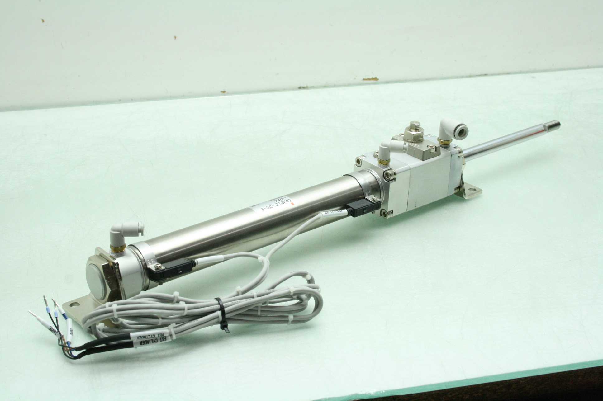 SMC CDLM2L32-200-E Air Cylinder, Fine Lock, Mounted Auto Switches - Used - Image 13