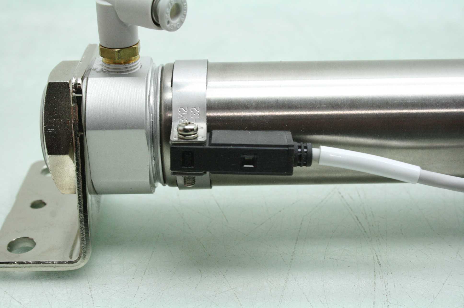 SMC CDLM2L32-200-E Air Cylinder, Fine Lock, Mounted Auto Switches - Used - Image 15