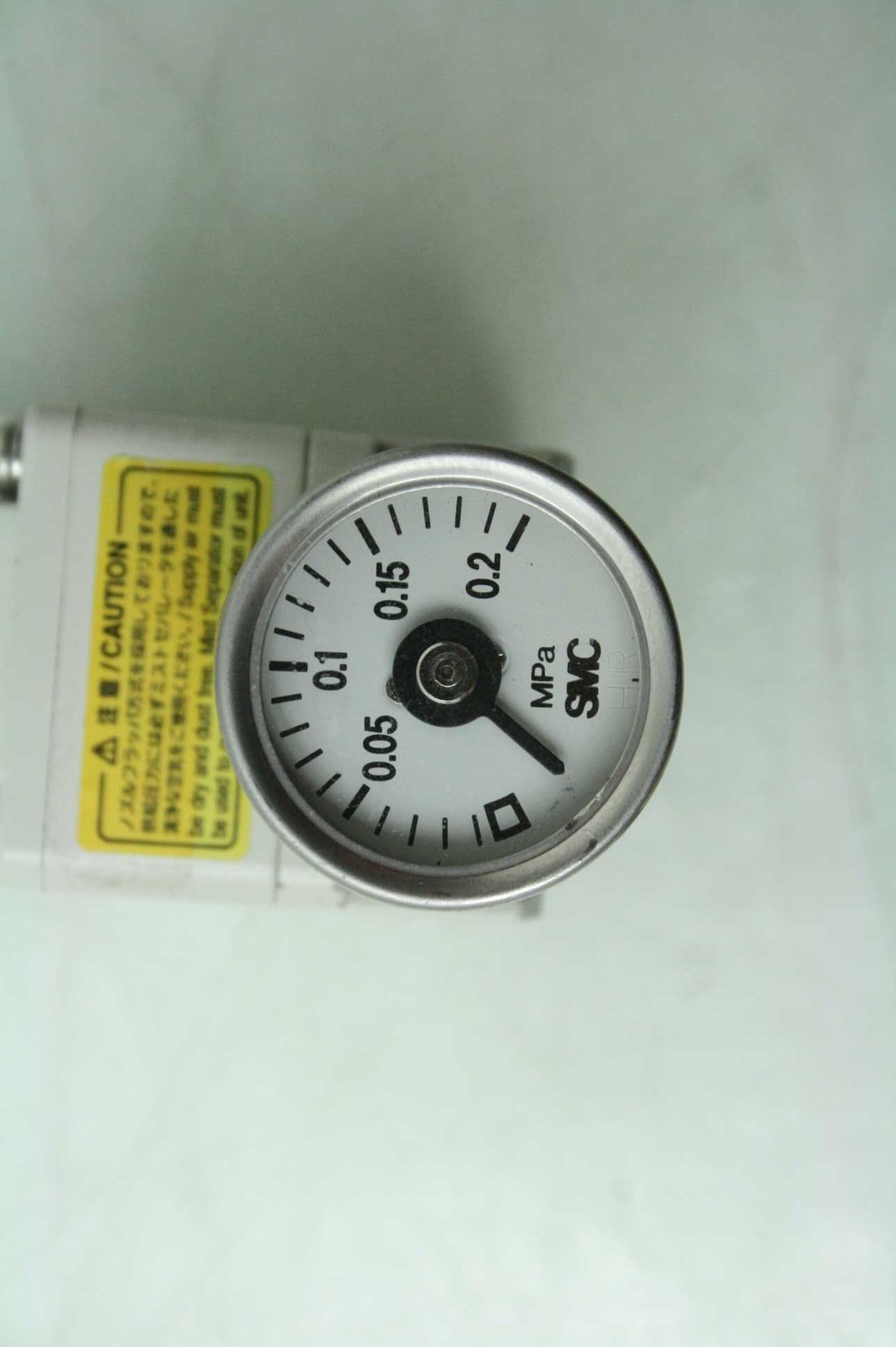 SMC IR1000-01G Precision Modular Pressure Regulator 1/8" NPT with Gauge 4.4L/Min - Used - Image 5