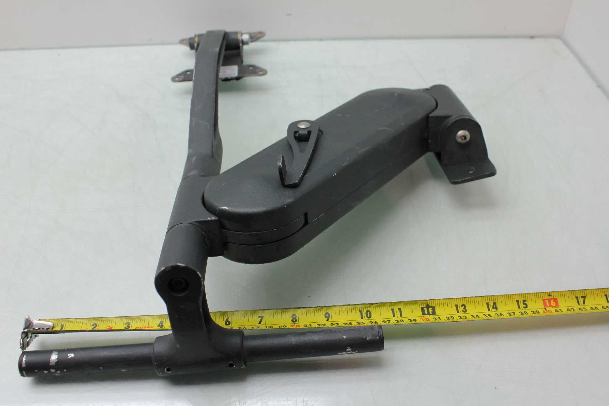 Strongarm MM4-W12H-46651 MightyMount 34" Articulating Monitor Arm Used - Used - Image 24