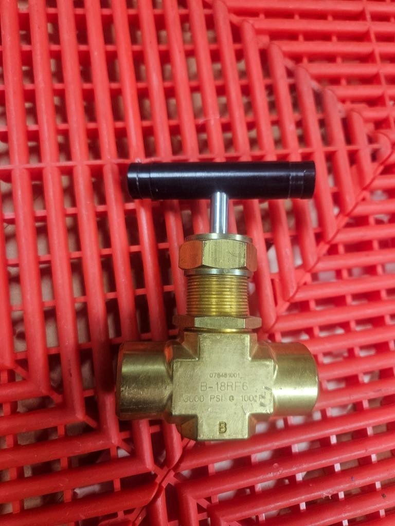 Swagelok B-18RF6 Bonnet Needle Valve 3/8" NPT Female 3000 PSI - Used