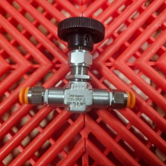 Swagelok / Whitey SS-1RF2 Manual Needle Valve 5000 PSI / 316 SS / 1/8" NPT - Used