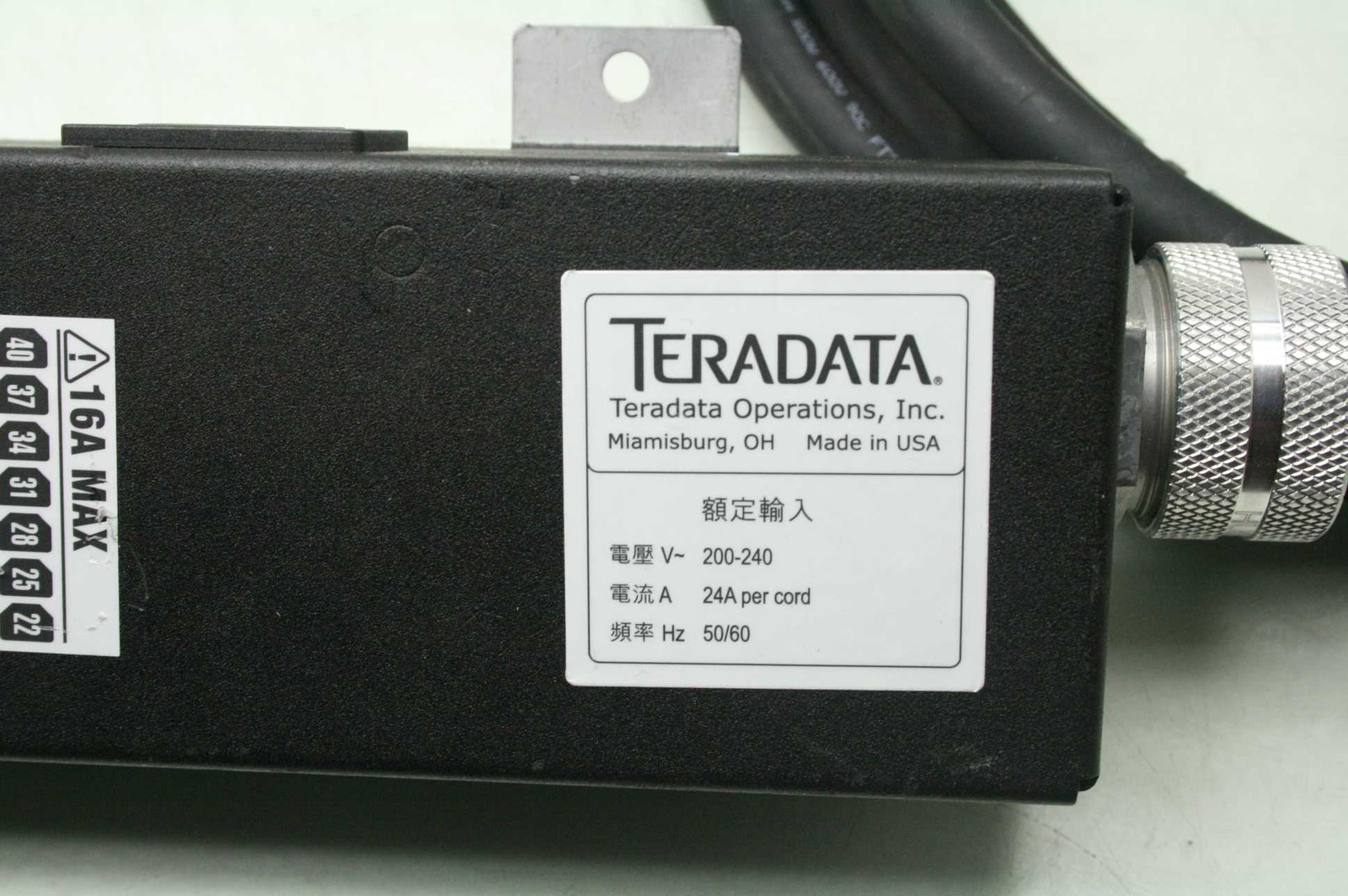 TeraData 315-0611052 PDU, 3-Outlet Power Strip 200-240V 16A w/ Walther 230 306 - Used - Image 4