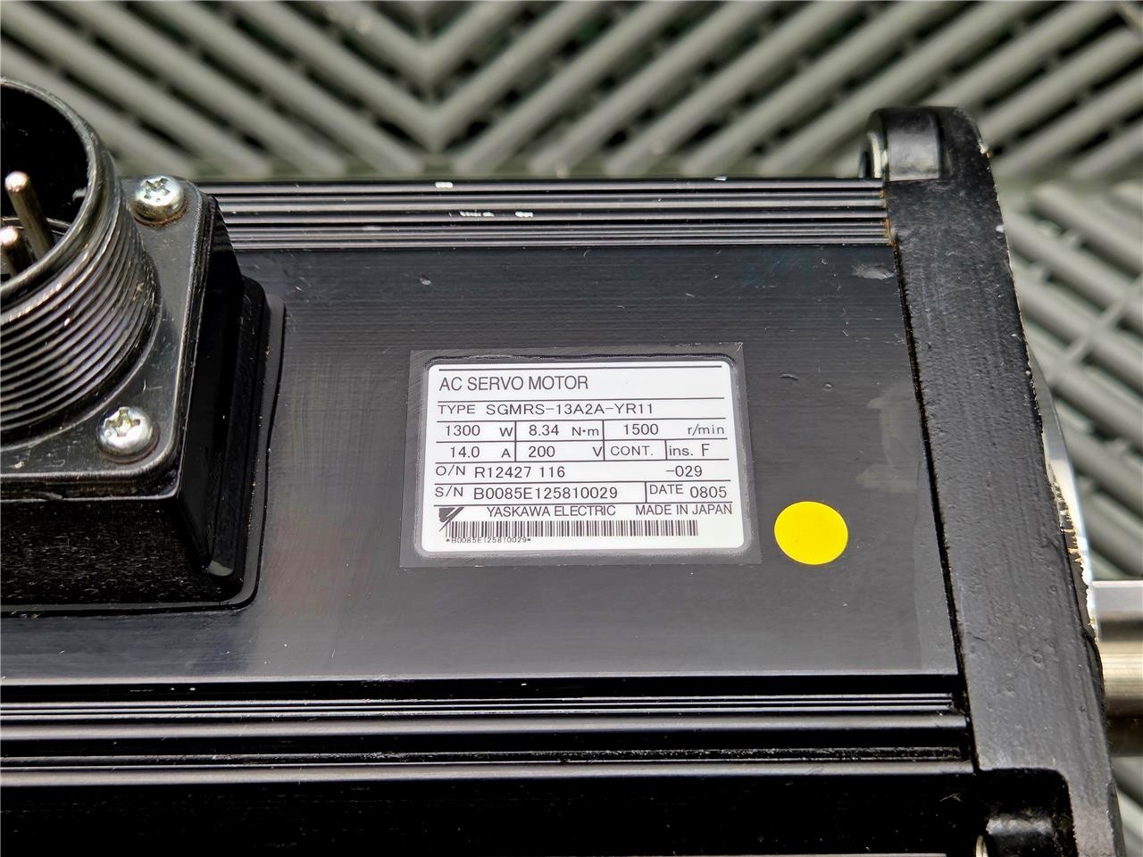Yaskawa SGMRS-13A2A-YR11 AC Servo Motor 1.75HP, 8.34Nm, 200V, 14.0A, 1500rpm - Used - Image 5