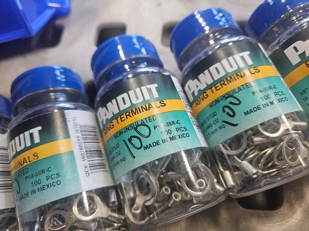 (100) New Panduit P14-38R-C Ring Terminal 14-18 AWG Crimp 3/8" Hole - New