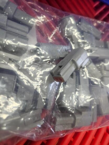 (26) New Deutsch DTM04-2P Connector Housing 2 Pole - New - Image 4