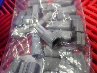 (26) New Deutsch DTM04-2P Connector Housing 2 Pole - New - Image 10