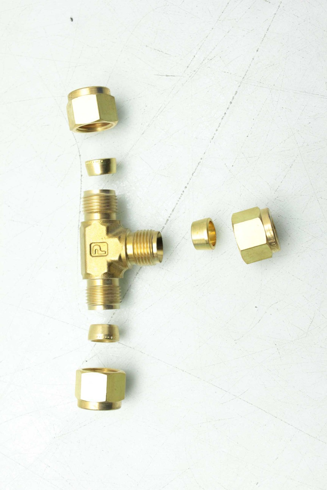 4 New Parker 6-6 JBZ-B Tube Union Tees / Brass / B-600-3 / 3/8" - New - Image 6