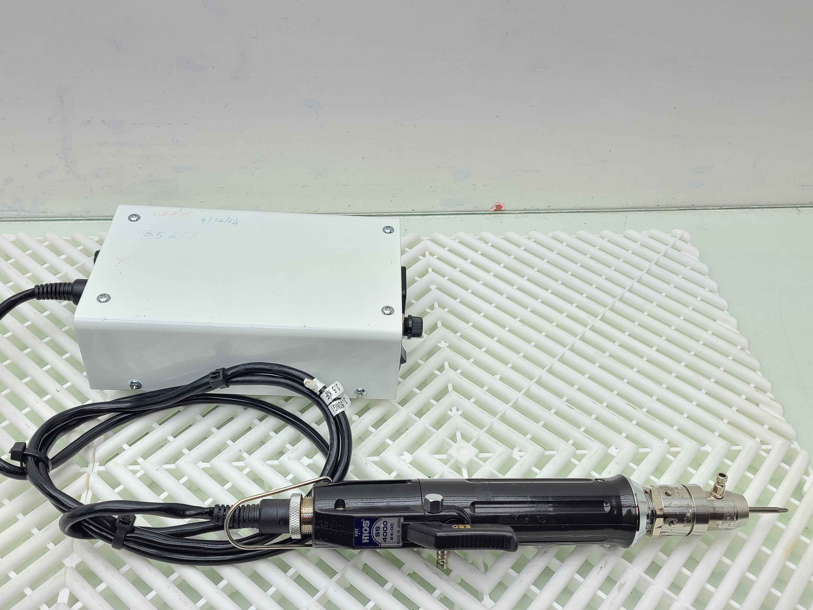 ASG HIOS SS-4000 ESD 4mm Electric Screwdriver w/ Mountz Power Source STC-50D - Used - Image 7