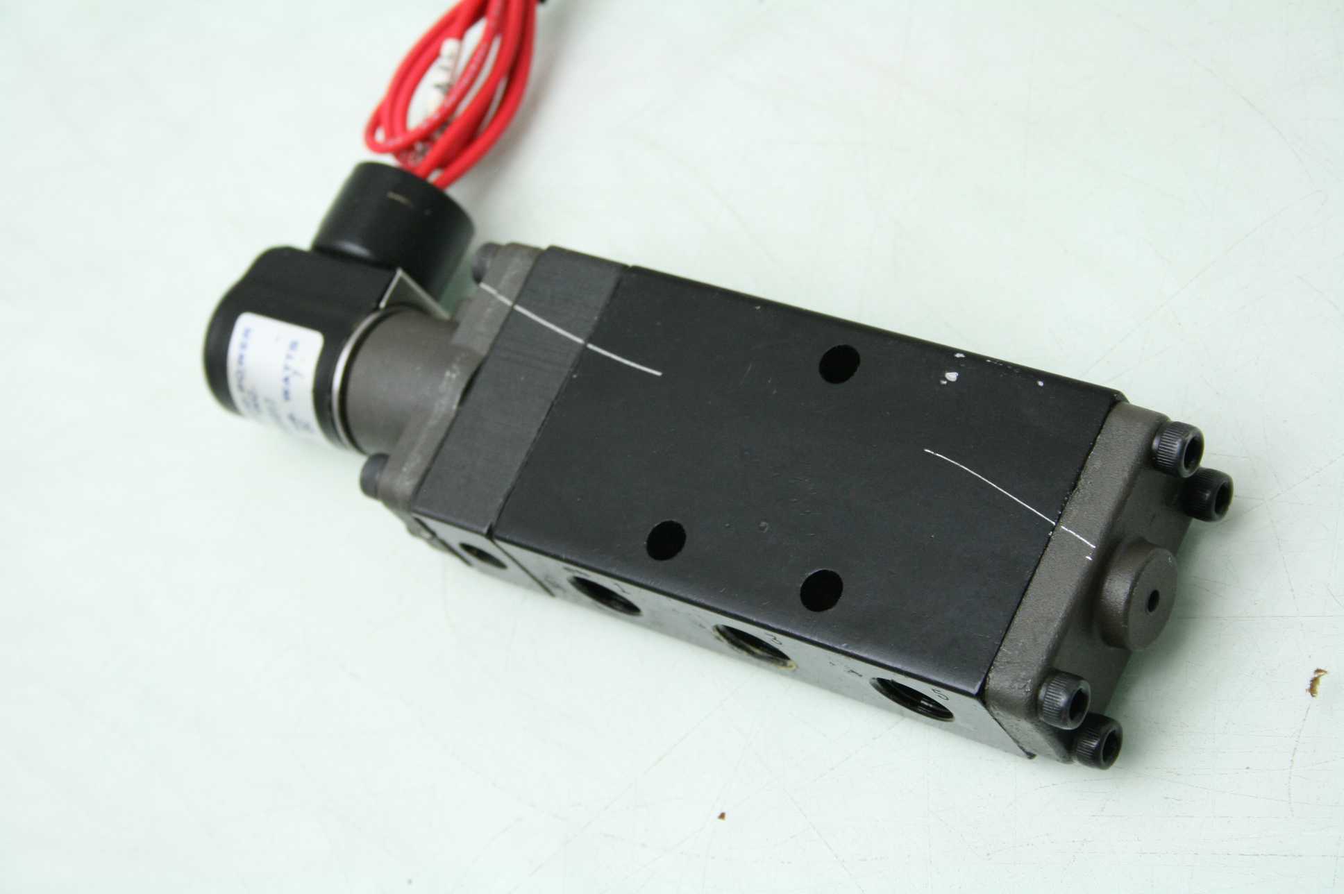 Alkon Corp 375-02-001-37P1 Pneumatic Solenoid Valve 4-Way 1/4" NPT 24V DC Coil - Used - Image 14