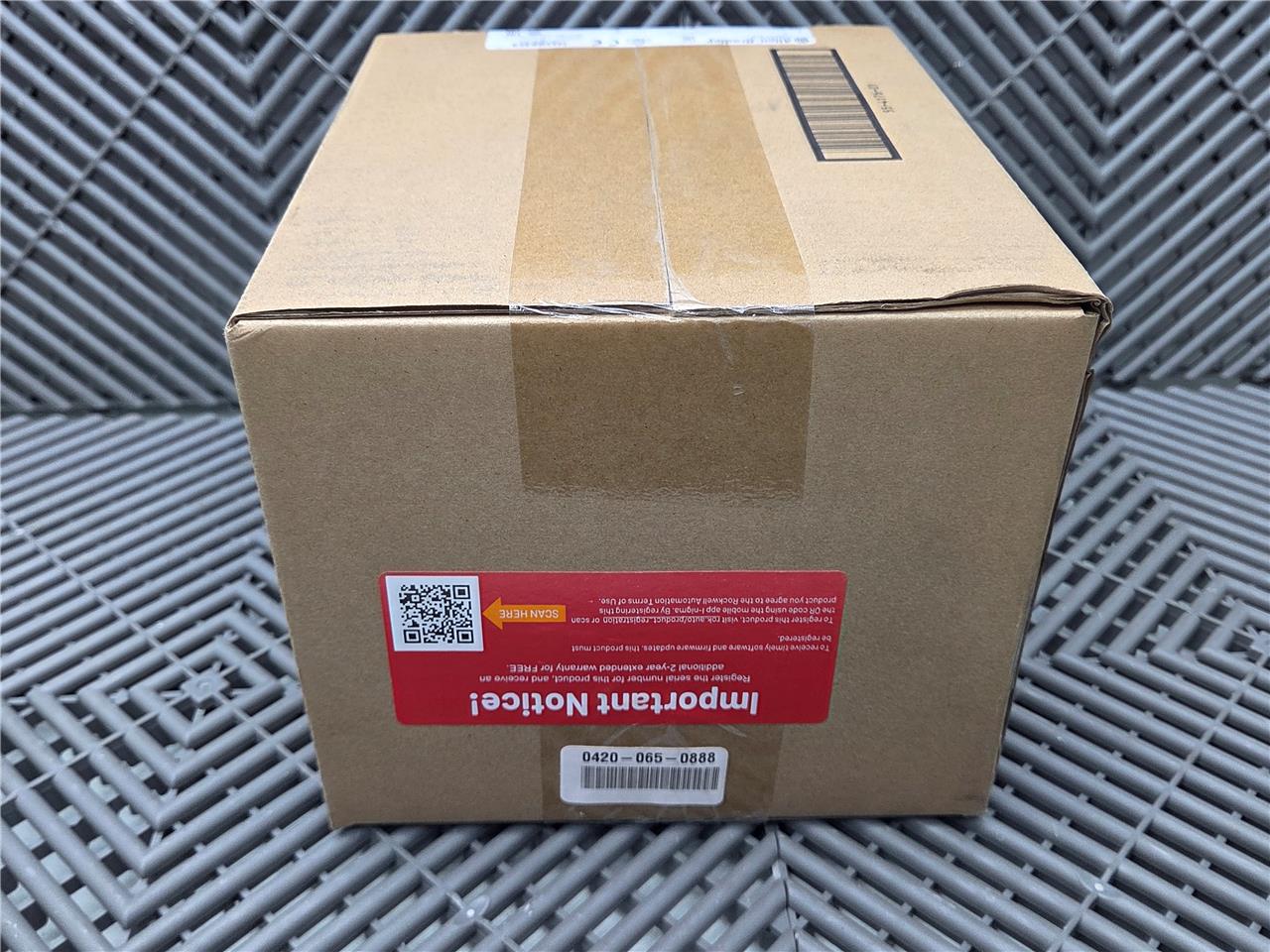 Allen-Bradley 1783-MX04T04E Ser A Managed Ethernet Switch Stratix 8000, US Stock - New - Image 12